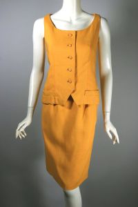Mid 1960s Geoffrey Beene gold linen skirt suit | XXS