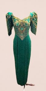 Stunning 1980's Modelle Shop Statement Emerald Green Silk Heart Cut-Out Reverse Beaded Formal Dress 