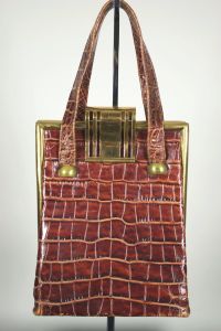 Alligator-textured brown leather handbag 1940s purse - Fashionconstellate.com