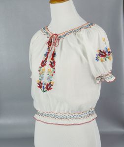 Vintage Hungarian Hand Embroidered Peasant Blouse - Fashionconstellate.com