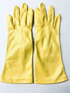 Vintage VAN RAALTE Canary Yellow women's gloves Wrist Length O/S 1960s
