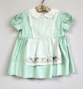 VTG  Baby Girl Dress Prim n' Pretty Pioneer Green cotton + Pinafore  Sz 2 Ducks