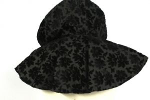 Antique Victorian 1870s Collar Capelet black velvet burnout Authentic Steampunk - Fashionconstellate.com