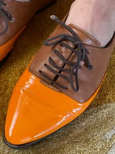 JULIA LUNDSTEN SKIN FINSK Womens 2 Tone Oxford Orange Brown Pointy Shoes 39/9M - Fashionconstellate.com